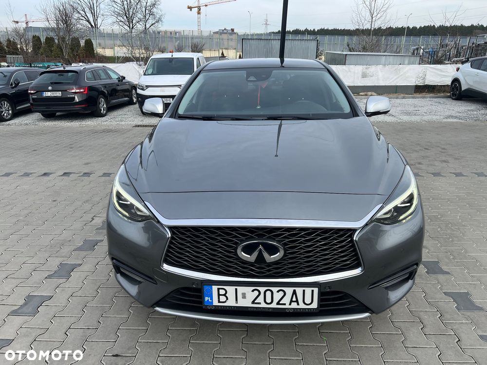 Infiniti Q30 1.5d Premium 7DCT - 3