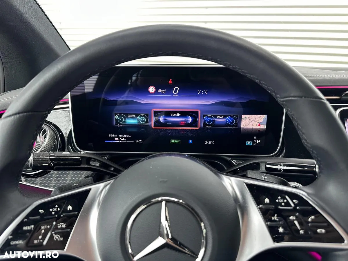 Mercedes-Benz EQE 300 - 20