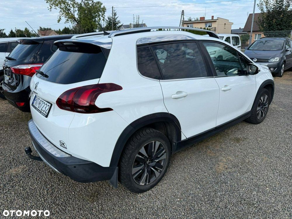 Peugeot 2008 - 12