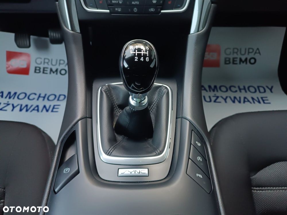 Ford Mondeo 2.0 EcoBlue Titanium - 27