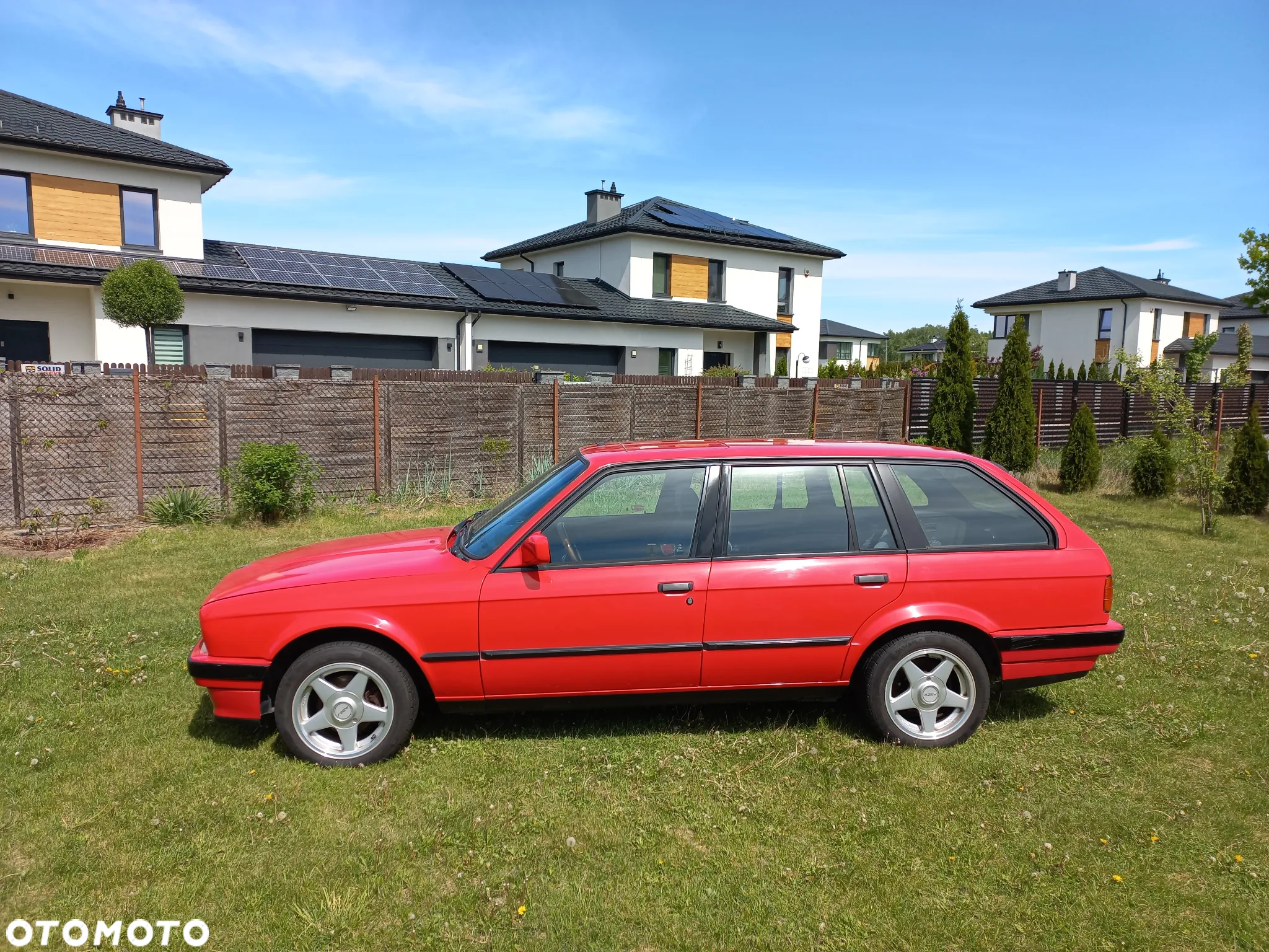 BMW Seria 3 318i Touring - 4