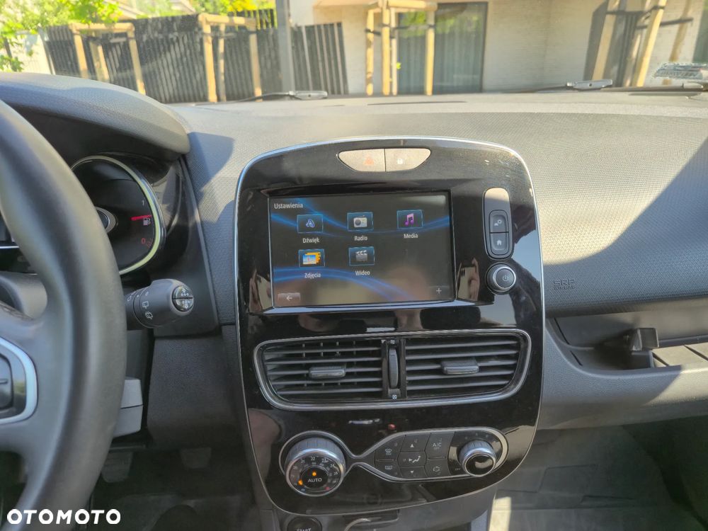 Renault Clio 1.5 dCi Energy Limited - 17