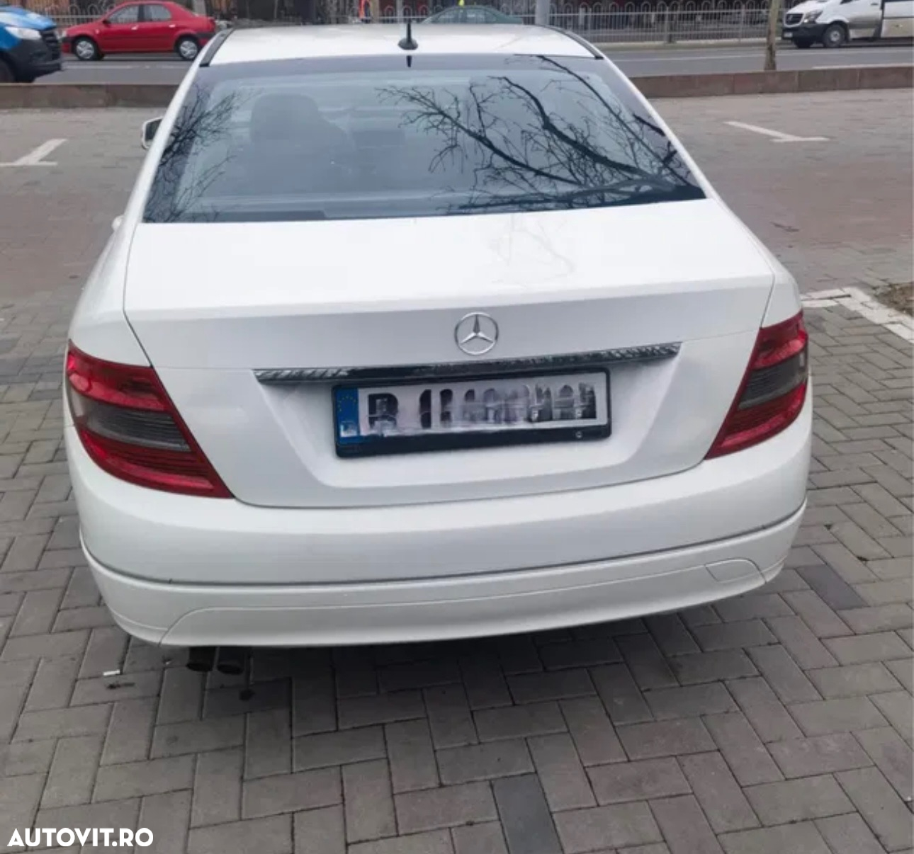 Mercedes-Benz C - 3