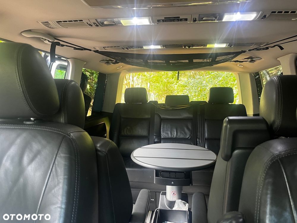Volkswagen Multivan - 9