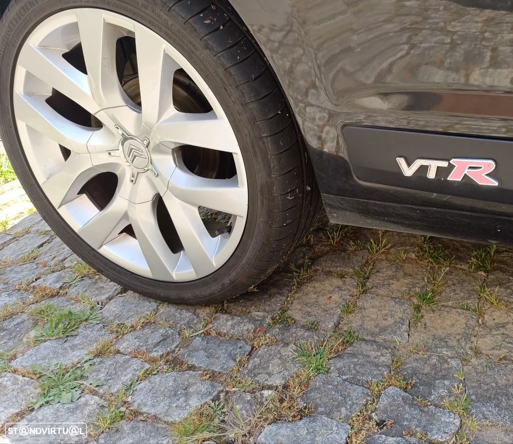 Citroën C4 1.6 HDi 110 VTR - 4