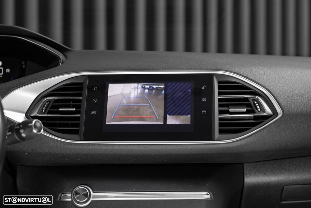 Peugeot 308 SW 1.5 BlueHDi Allure EAT8 - 18