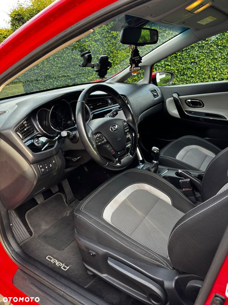 Kia Ceed 1.6 CRDi L Business Line - 6