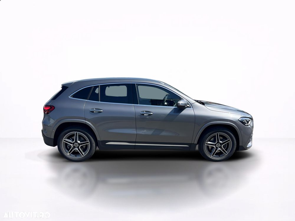 Mercedes-Benz GLA 220 4MATIC MHEV - 7