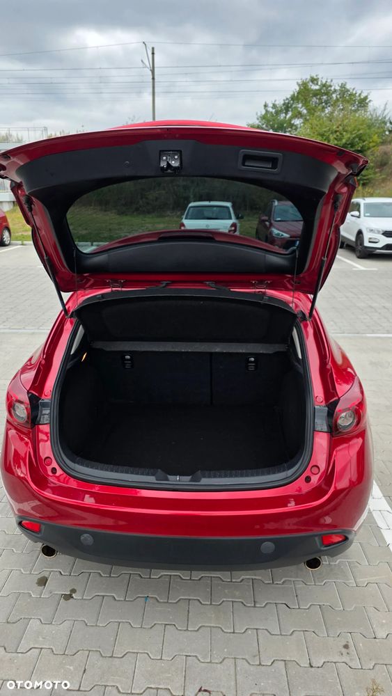Mazda 3 - 8