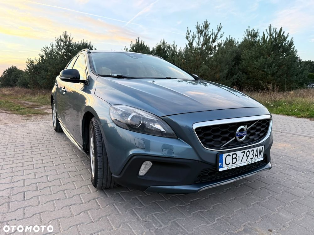 Volvo V40 Cross Country - 2
