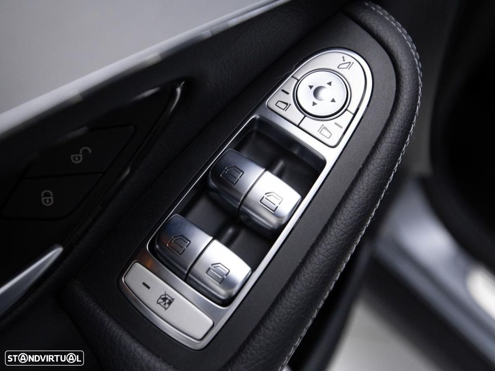 Mercedes-Benz GLC 300 de 4Matic - 16