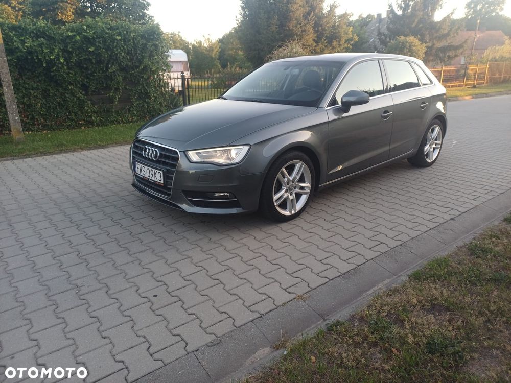 Audi A3 Sportback - 1