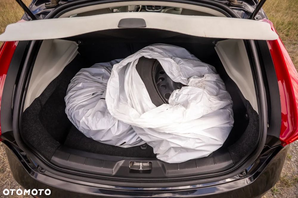 Volvo V40 T2 - 23