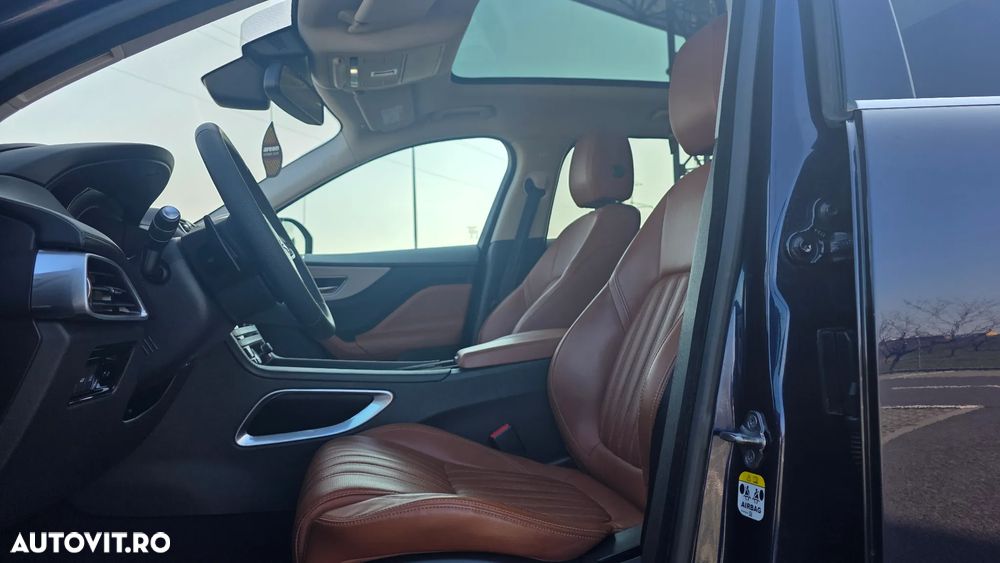 Jaguar F-Pace D300 AWD - 16