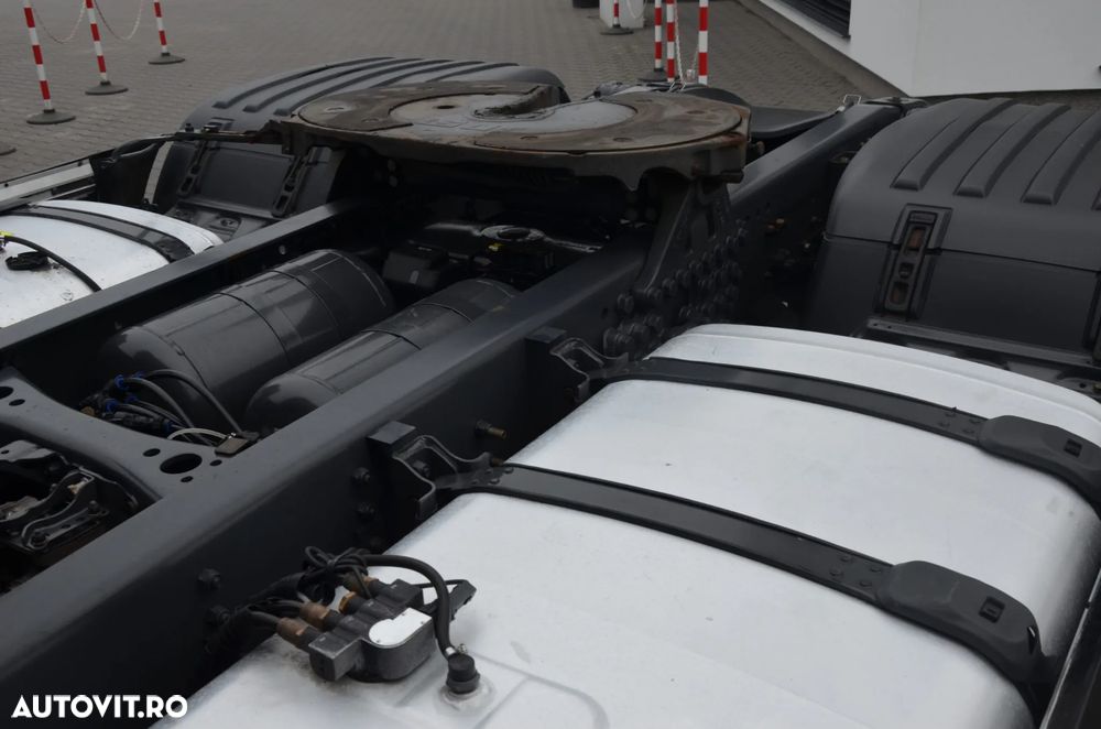 Scania R 580 / V8 / 4 PODUSZKI / KLIMA P. / NAVI /FULL LED / ACC / 7410 - 9