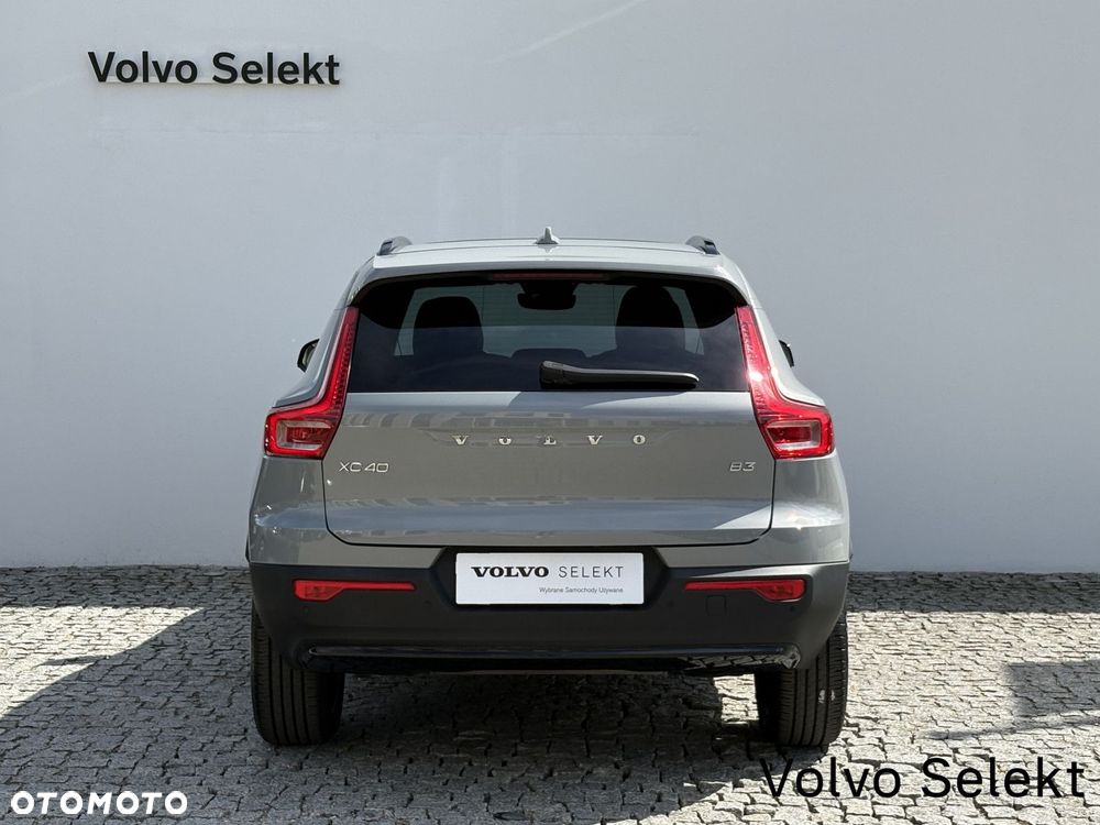 Volvo XC 40 - 8