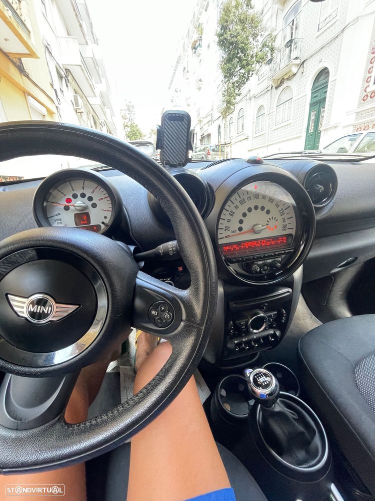 MINI Countryman One D - 5