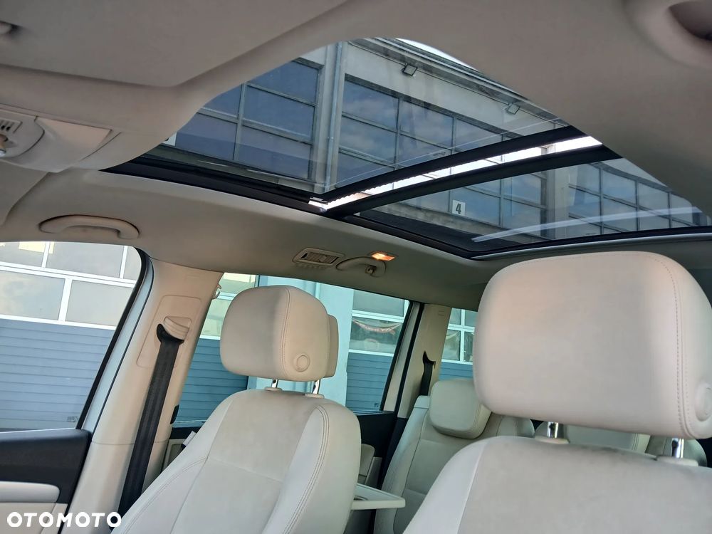 Volkswagen Sharan 2.0 TDI DSG Blue Motion Highline - 18