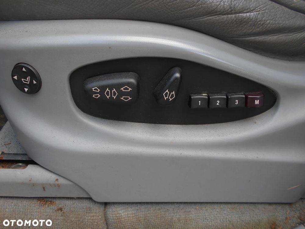 BMW X5 E53 1999-2006R 3.0i M54B30 BENZYNA 170KW 231KM SKRZYNIA AUTOMATYCZNA KOD LAKIERU STERLINGGRAU 472 BLOK GLOWICA SKRZYNIA BIEGOW LAMPA DRZWI MASKA ZDERZAK ZAWIESZENIE - 17