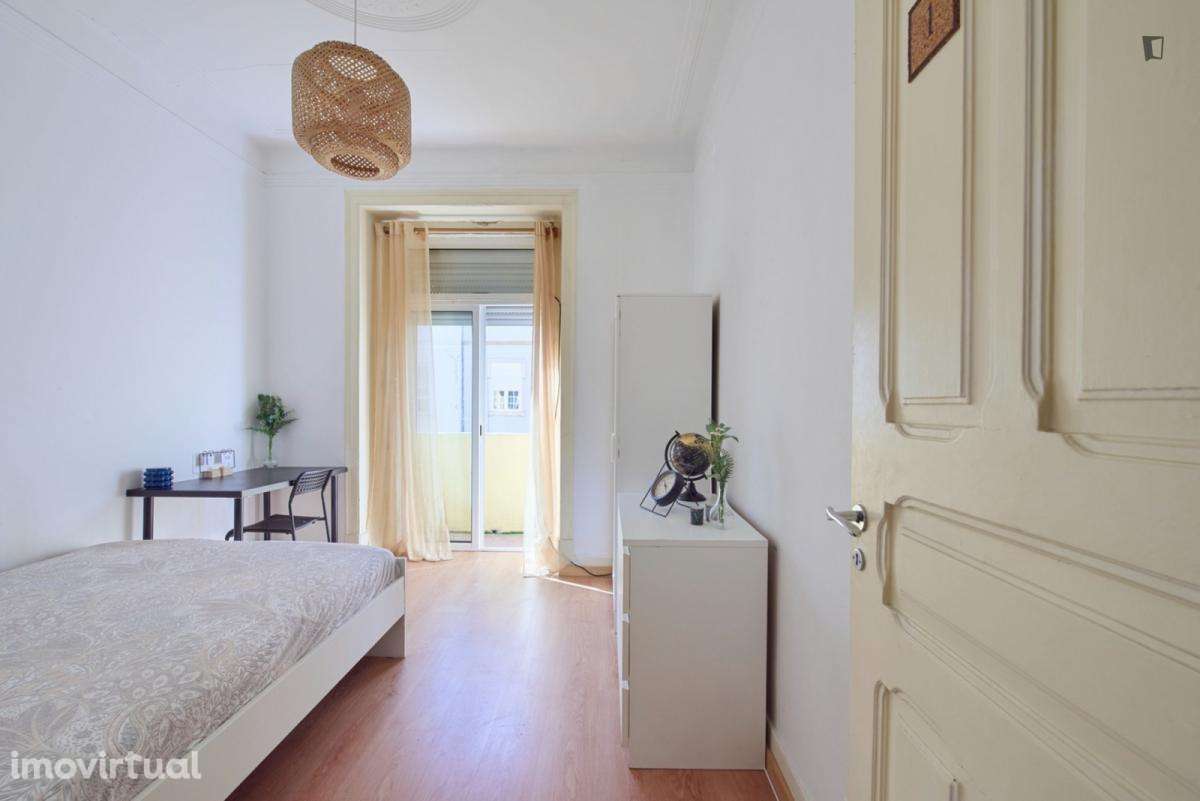 Quarto - localizado em Alameda Lisbon - Grande imagem: 2/16