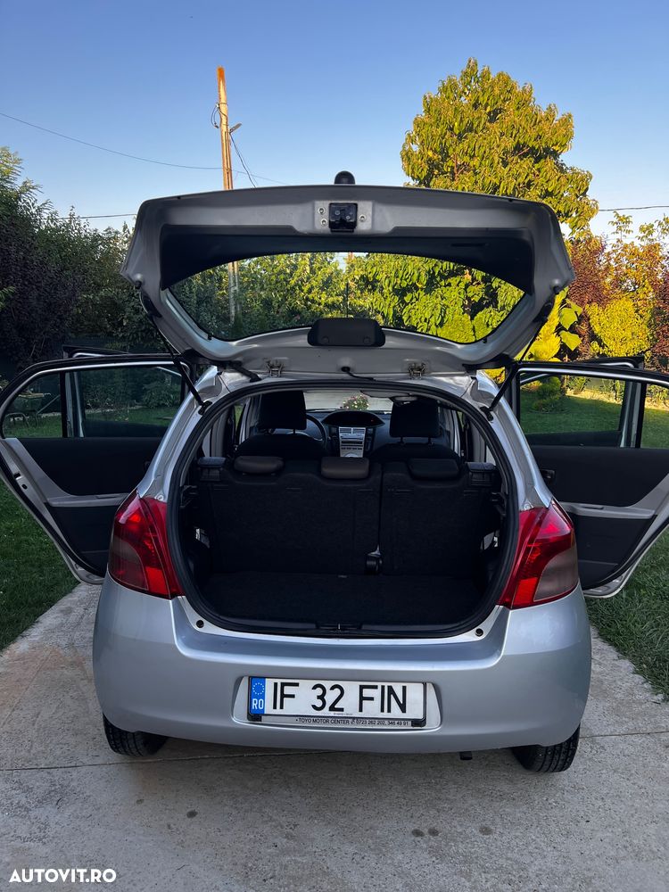 Toyota Yaris 1.0 Terra - 5