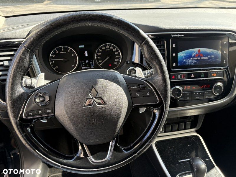 Mitsubishi Outlander 2.0 Intense + SDA 4WD CVT - 8