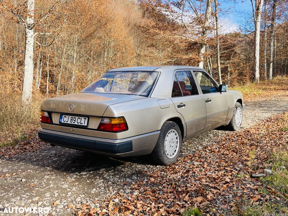 Mercedes-Benz W124 - 4
