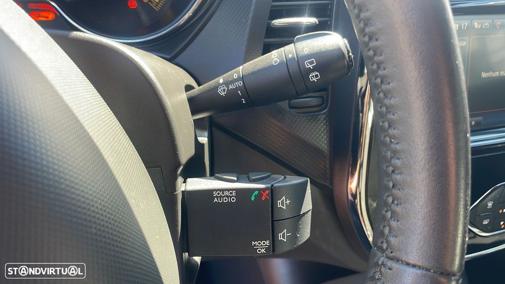 Renault Captur ENERGY TCe 90 S&S Luxe - 27