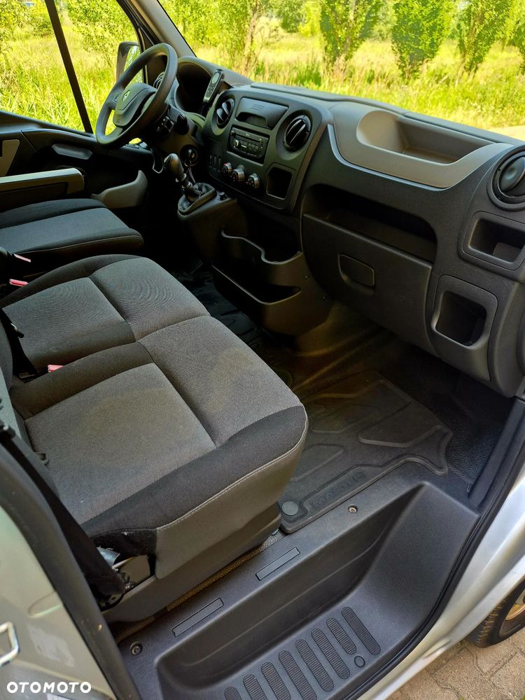 Renault Master - 24