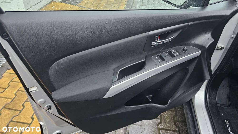 Suzuki SX4 S-Cross 1.6 VVT 4x2 Comfort - 16