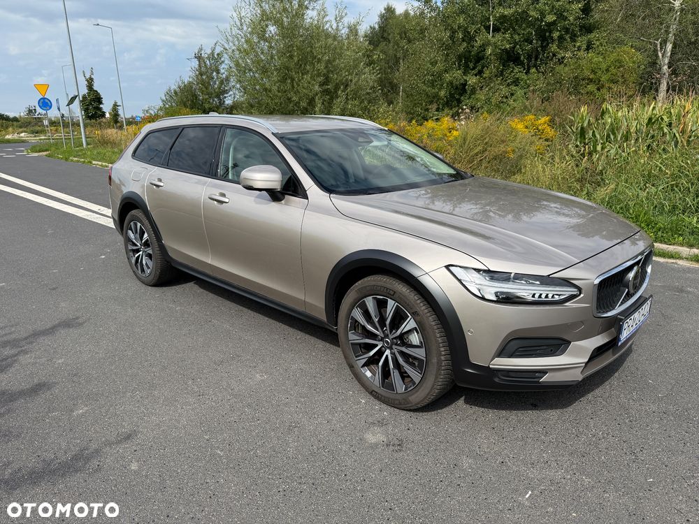 Volvo V90 Cross Country B5 B AWD Ultimate - 1