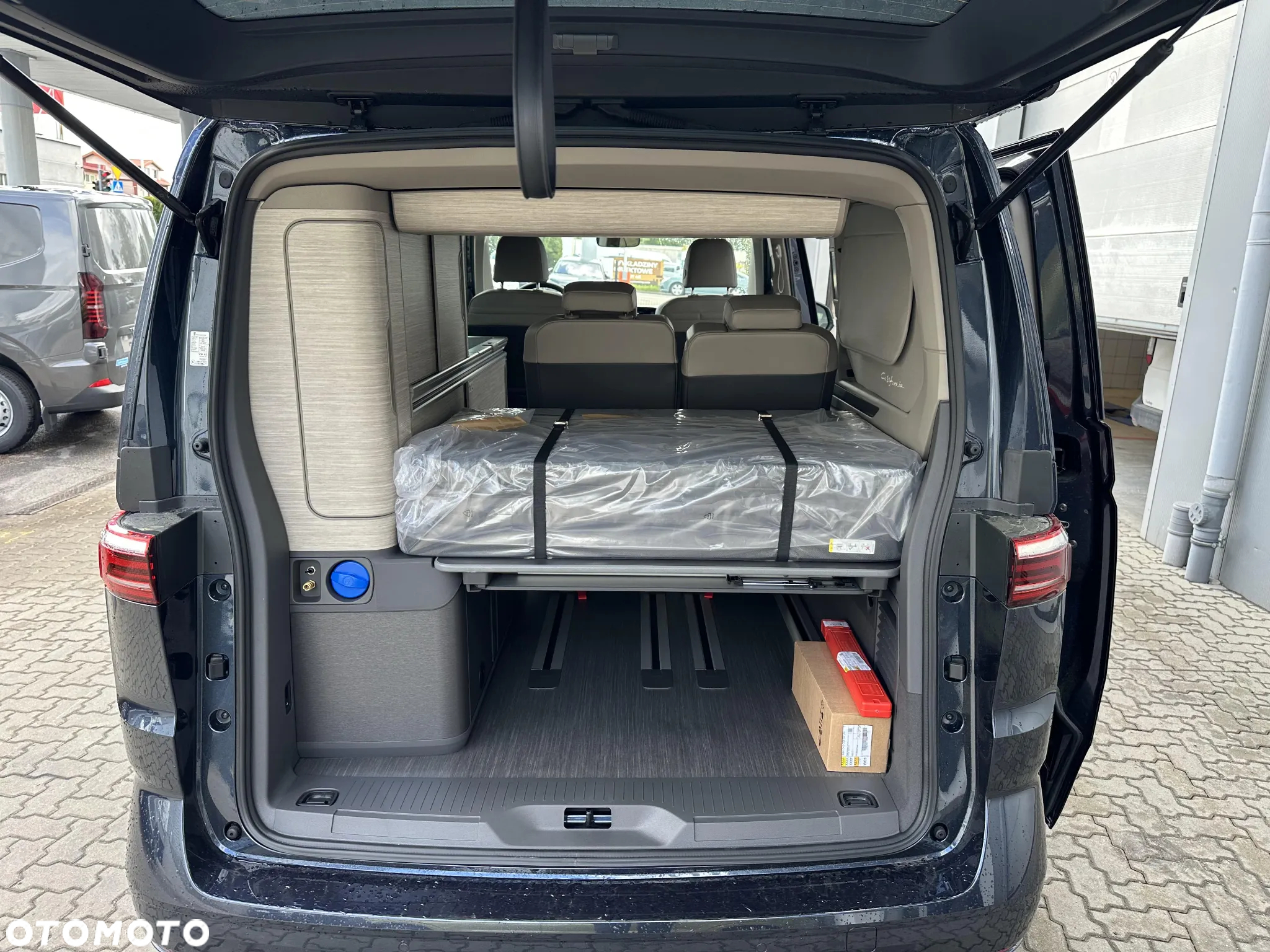 Volkswagen California - 8