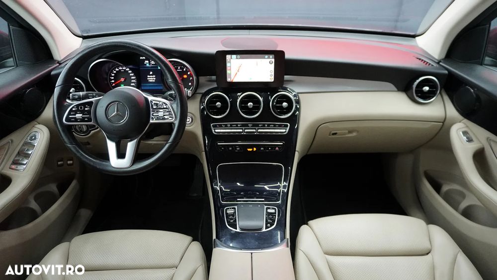 Mercedes-Benz GLC 300 e 4MATIC - 3