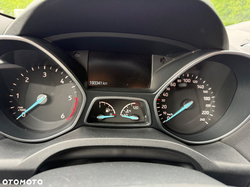 Ford Kuga 2.0 TDCi 4x4 ST-Line - 15