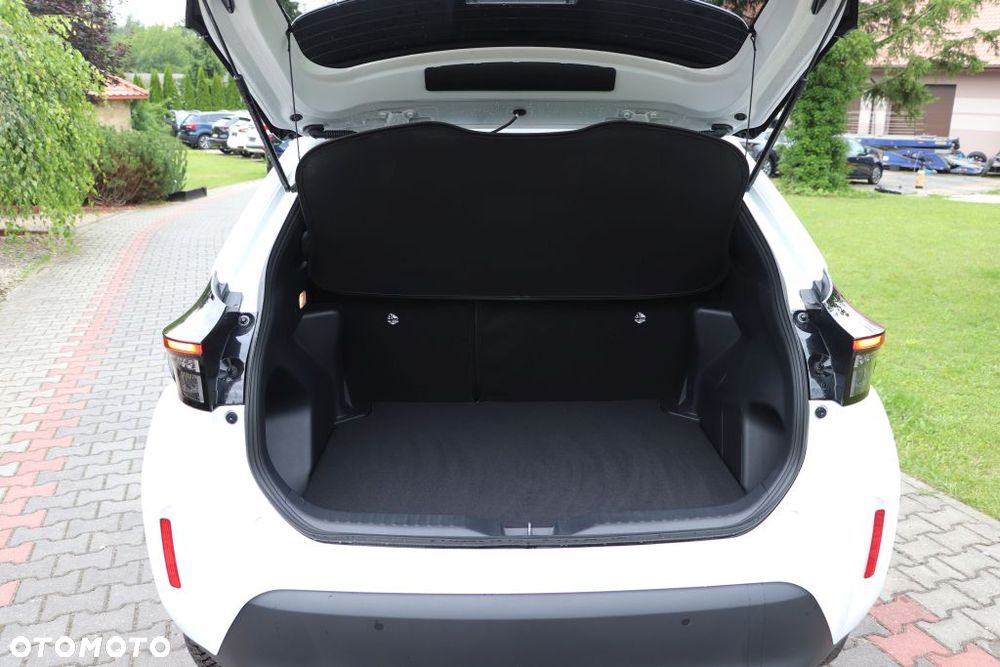 Toyota Yaris Cross 130 1.5 VVT-i Team Deutschland - 7