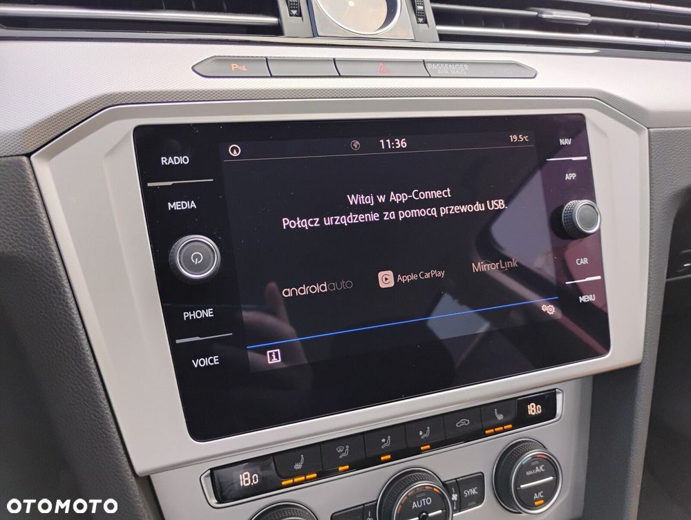 Volkswagen Passat 1.5 TSI EVO Comfortline DSG - 24