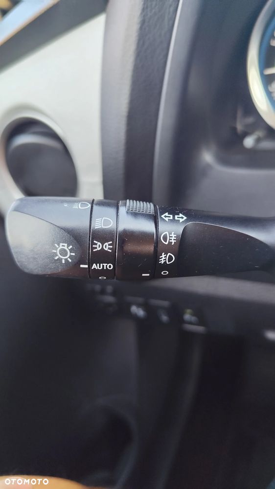 Toyota Auris - 21