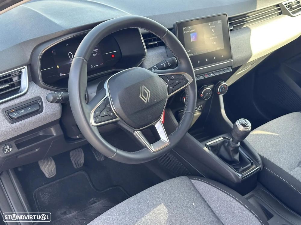 Renault Clio 1.0 TCe Techno Bi-Fuel - 9
