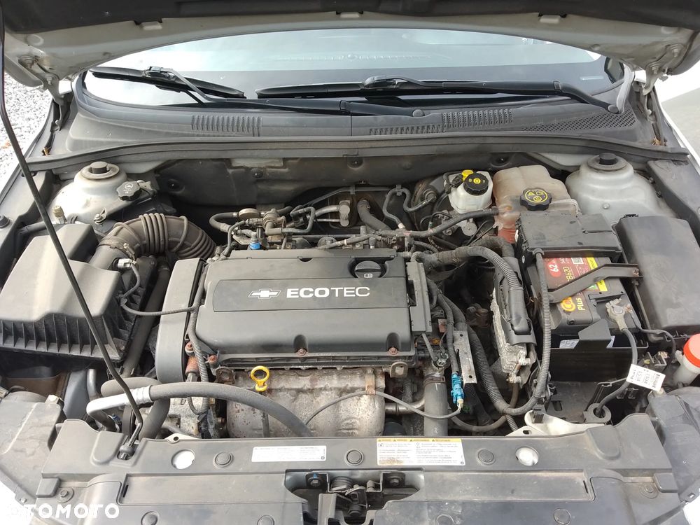 Chevrolet Cruze - 15