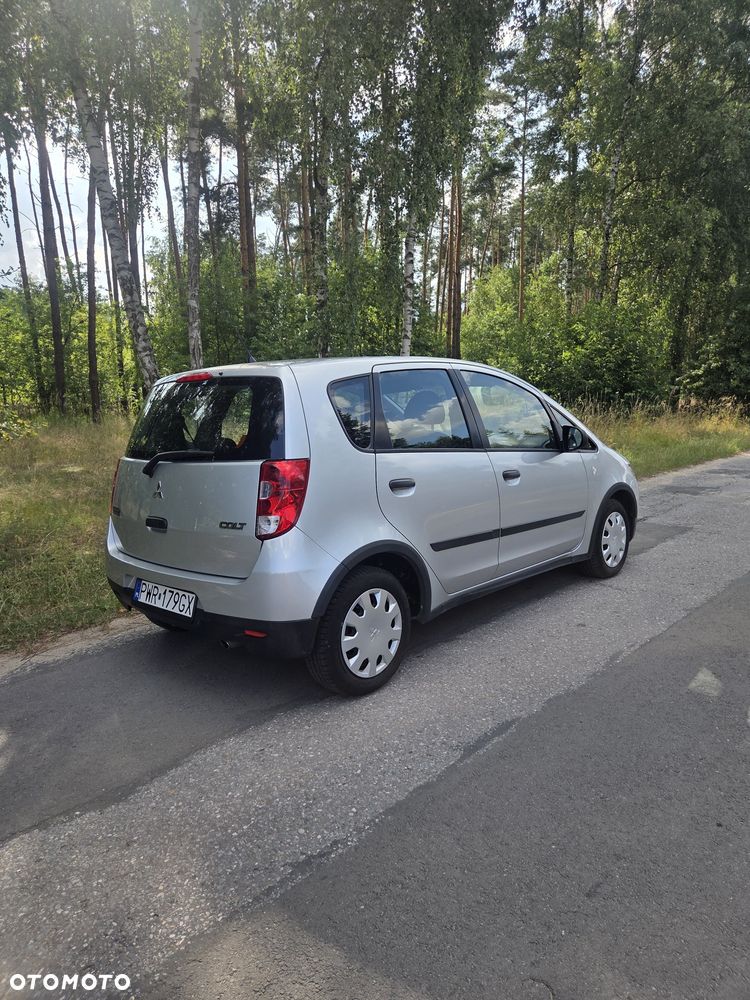 Mitsubishi Colt - 2