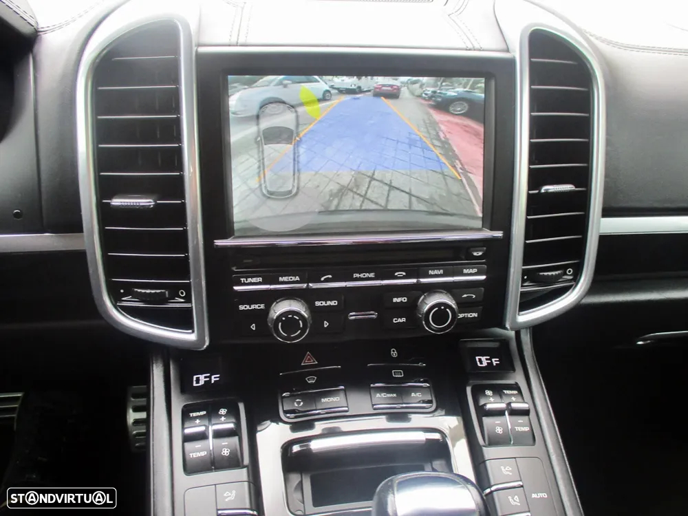 Porsche Cayenne S Hybrid - 22