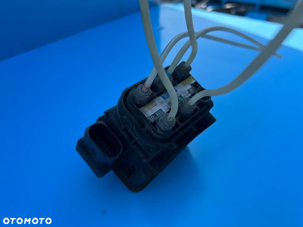 ROZDZIELACZ ZAWÓR BLOK  MERCEDES W212 A2123200358 - 3