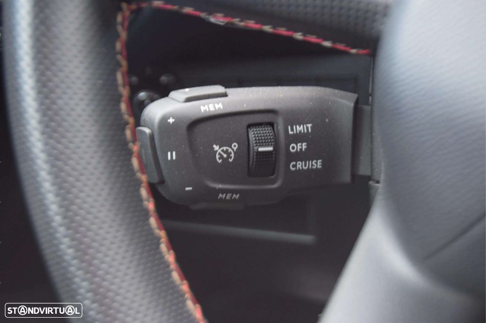 DS DS7 Crossback E-Tense Performance Line EAT8 - 29