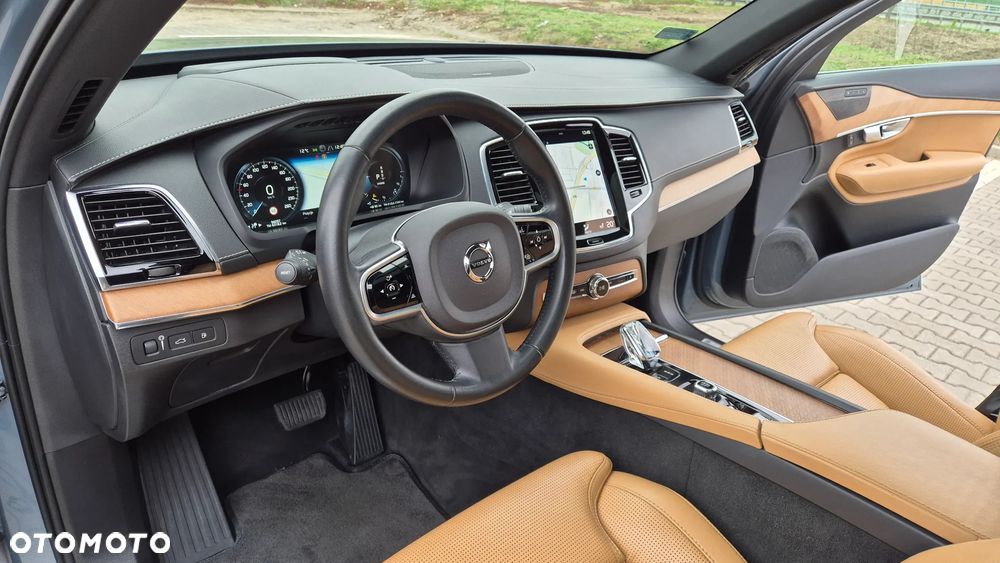 Volvo XC 90 T8 AWD Plug-In Hybrid Inscription 7os - 13