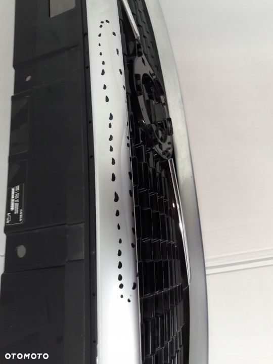 Volvo XC60 II 2 R-Design grill atrapa - 7
