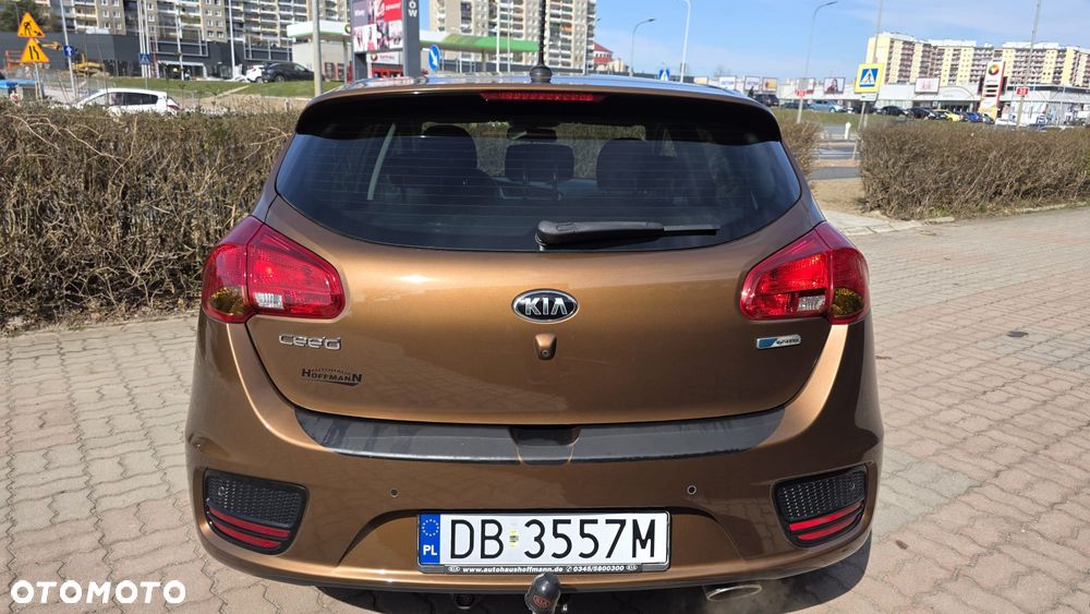 Kia Ceed 1.0 T-GDI ISG Dream-Team Edition - 5