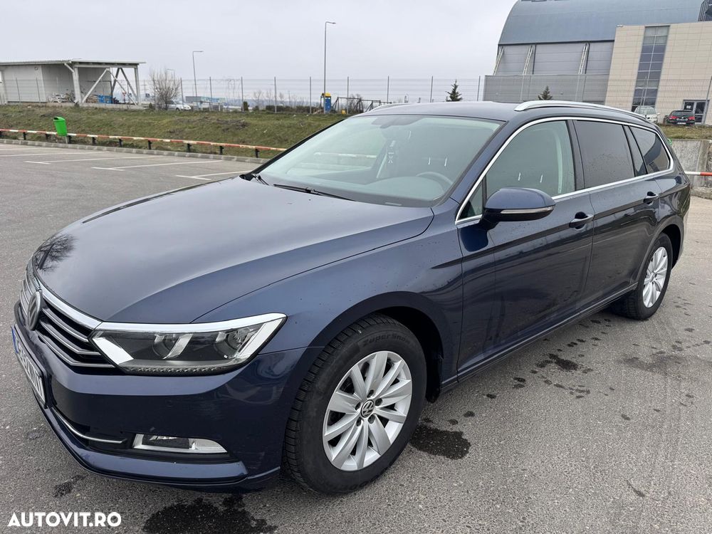 Volkswagen Passat 1.6 TDI Comfortline - 11