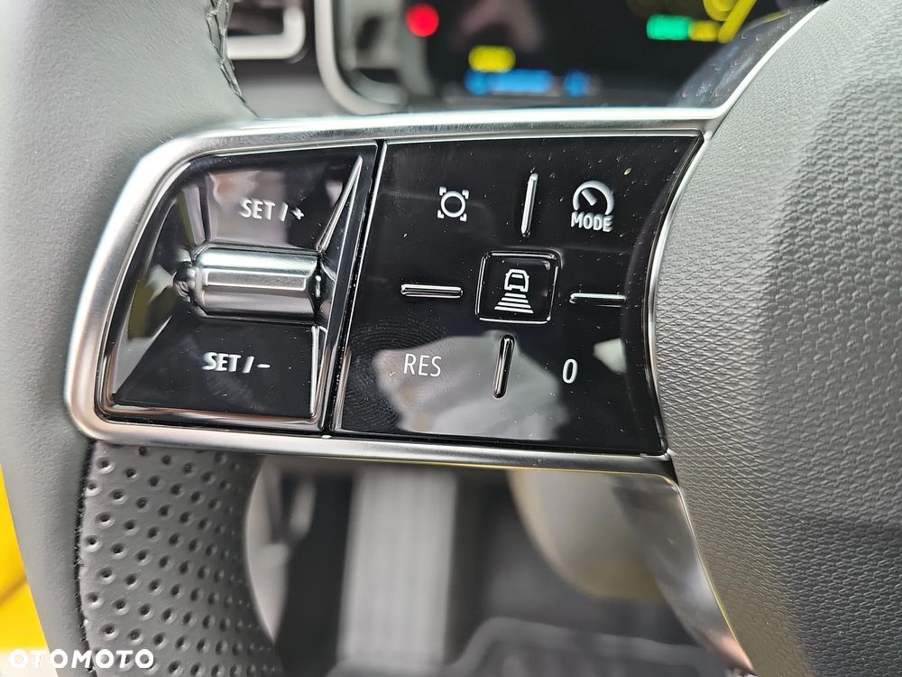 Renault 5 40kWh Urban Range Techno - 11