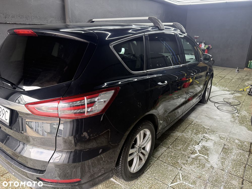 Ford S-Max 2.0 TDCi 4WD Titanium PowerShift - 12