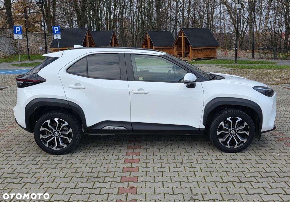 Toyota Yaris Cross - 4